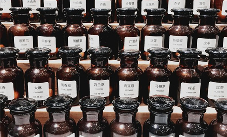 家居香氛一年销售64亿美元，“嗅觉经济”新风口来了？ - 浙江阪慕大香精香料科技有限公司